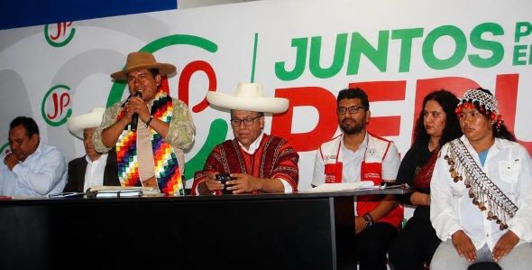 ENCUENTRO EN LIMA: ORGANIZACIONES DE PUEBLOS INDIGENAS U ORIGINARIAS Y AFRODESCENDIENTES, PRESENTAN LA “Agenda de los Pueblos” AL CANDIDATO PRESIDENCIAL ROBERTO SÁNCHEZ, QUIEN SUSCRIBE COMPROMISO DE CUMPLIMIENTO 1 foto2 2026 2